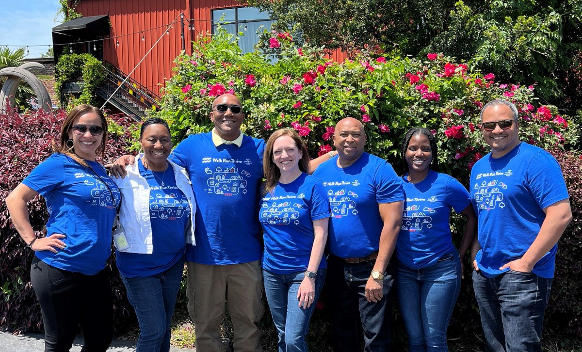 NationalCASAGAL's tweet image. Thanks to everyone already out this morning participating in #WalkRunThrive! A special thank you to our national event sponsors: @Akerman_Law Sageview Capital, Collin Comey Guardian Angel Fund, @ALMGlobal_, @MaxFunHQ &amp;amp; @BettieLocke.