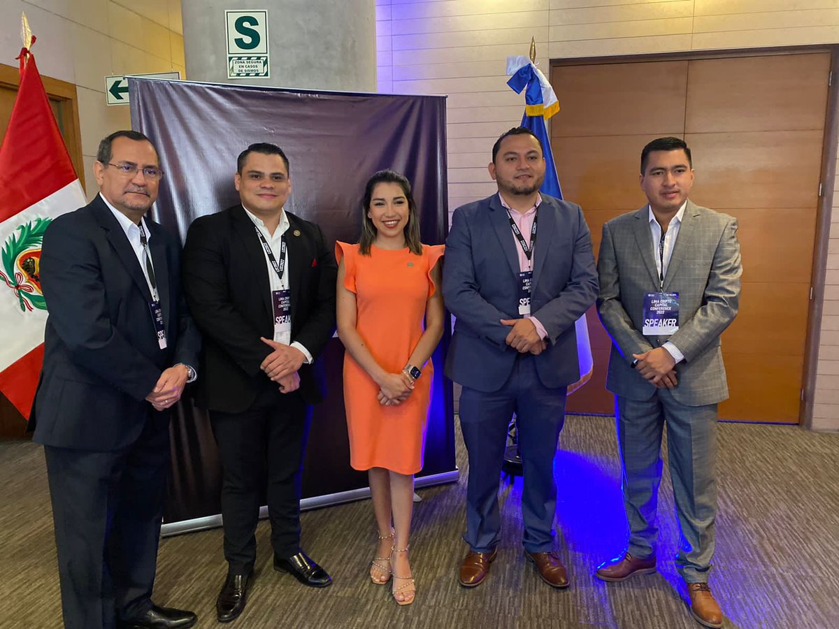 BancadaCyan's tweet photo. #Bitcoin | Nuestros diputados @DaniaGonzalz, @CalebNNavarro, @hectorsales11 y @OscarGarciaSV_ participaron en la #LimaCriptoCapitalConference para ampliar sobre la experiencia de El Salvador en la implementación del #Bitcoin. https://t.co/hde6bU7OzU