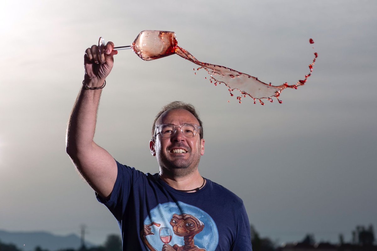 Porque rendirse no es una opción en un mundo que tiene Vino.
#Vino #Wine #Winelover #Enoturismo 
winyfog.es