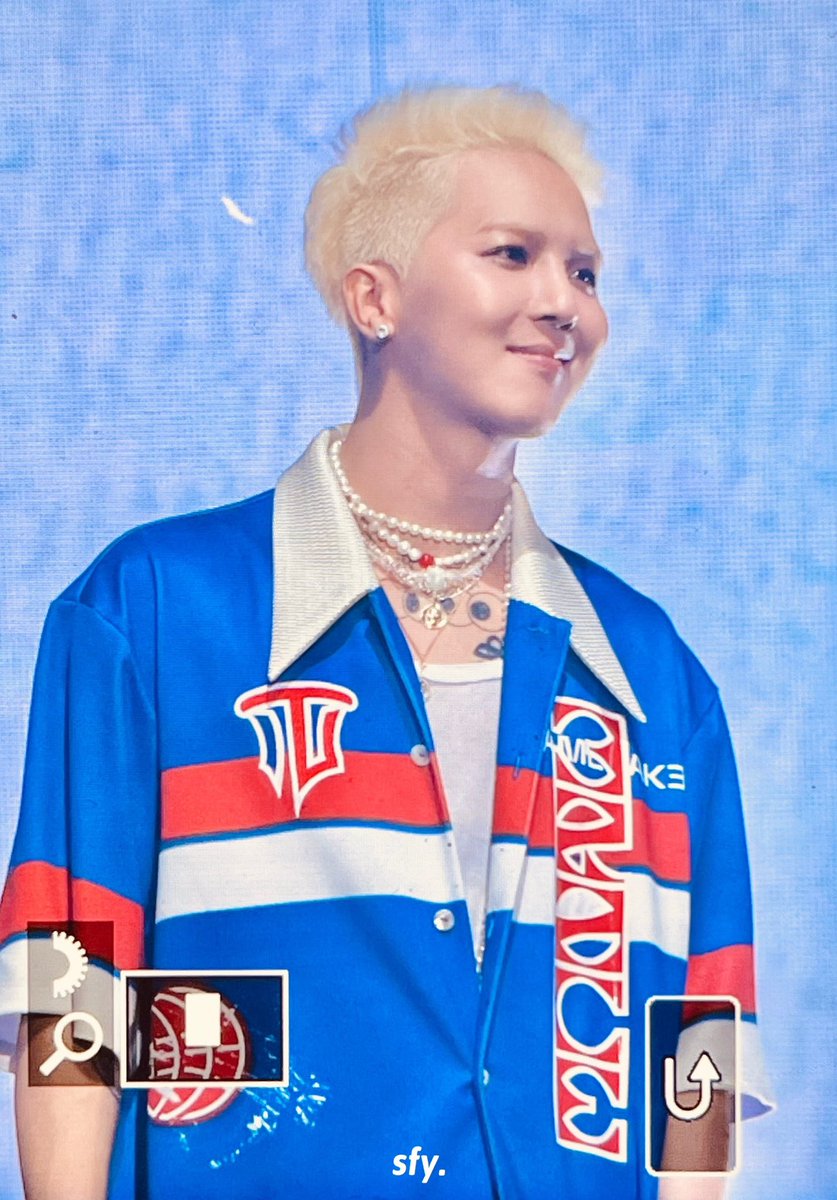 songforyoumino tweet picture