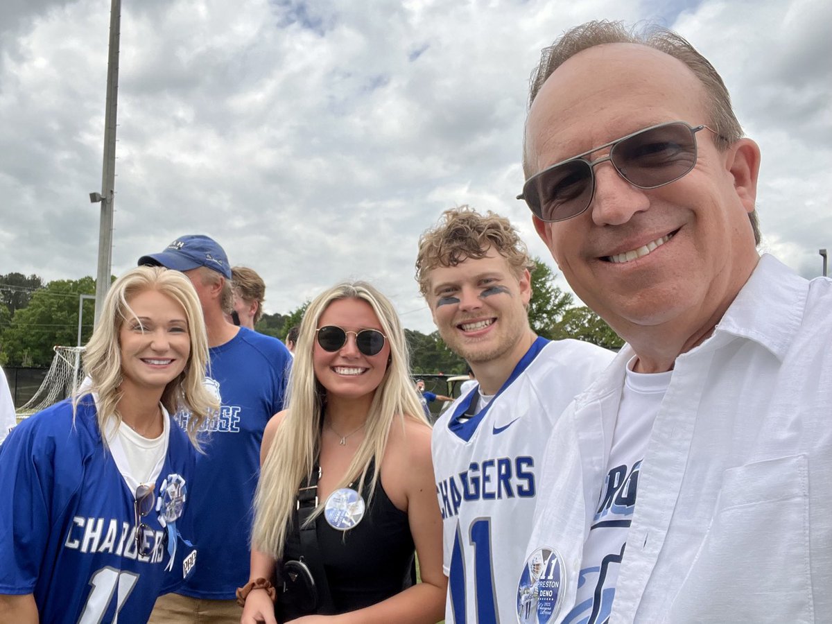 MattDeno's tweet photo. Senior 2022 Game!   #FinishIt! https://t.co/zOettrJXHR