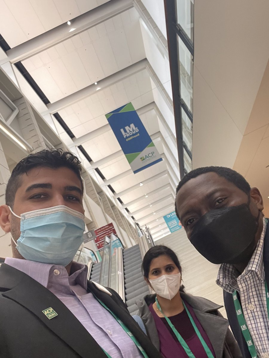alialsafi21's tweet photo. The remaining residents of @VBMC_NuvanceIM residents attending day 3 of @ACPinternists #IM2022 #ACP2022 #IMpround #ACPResFel https://t.co/4GGiZNLyKu