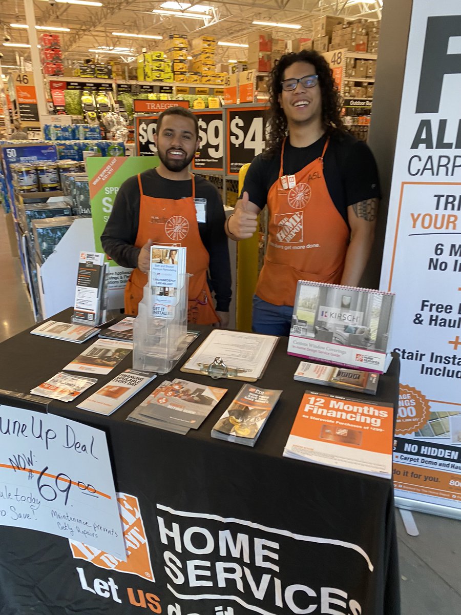 Justice and prince ready to get some bath leads today. @SM_Kim_8975 @catelyn_sober @WillHomeDepot