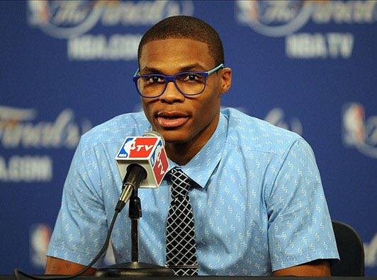 JasmineLWatkins's tweet photo. The Clark Kent era had the NBA in a chokehold https://t.co/1rym6a7zQN