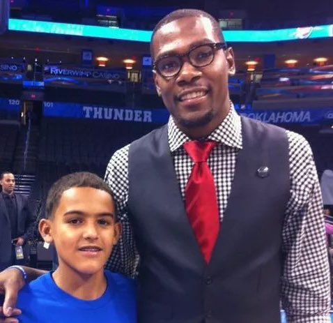 JasmineLWatkins's tweet photo. The Clark Kent era had the NBA in a chokehold https://t.co/1rym6a7zQN