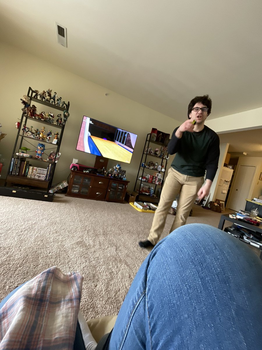 sspikablu's tweet photo. started playing switch sports with my bf today https://t.co/6JsNSQf7Ip