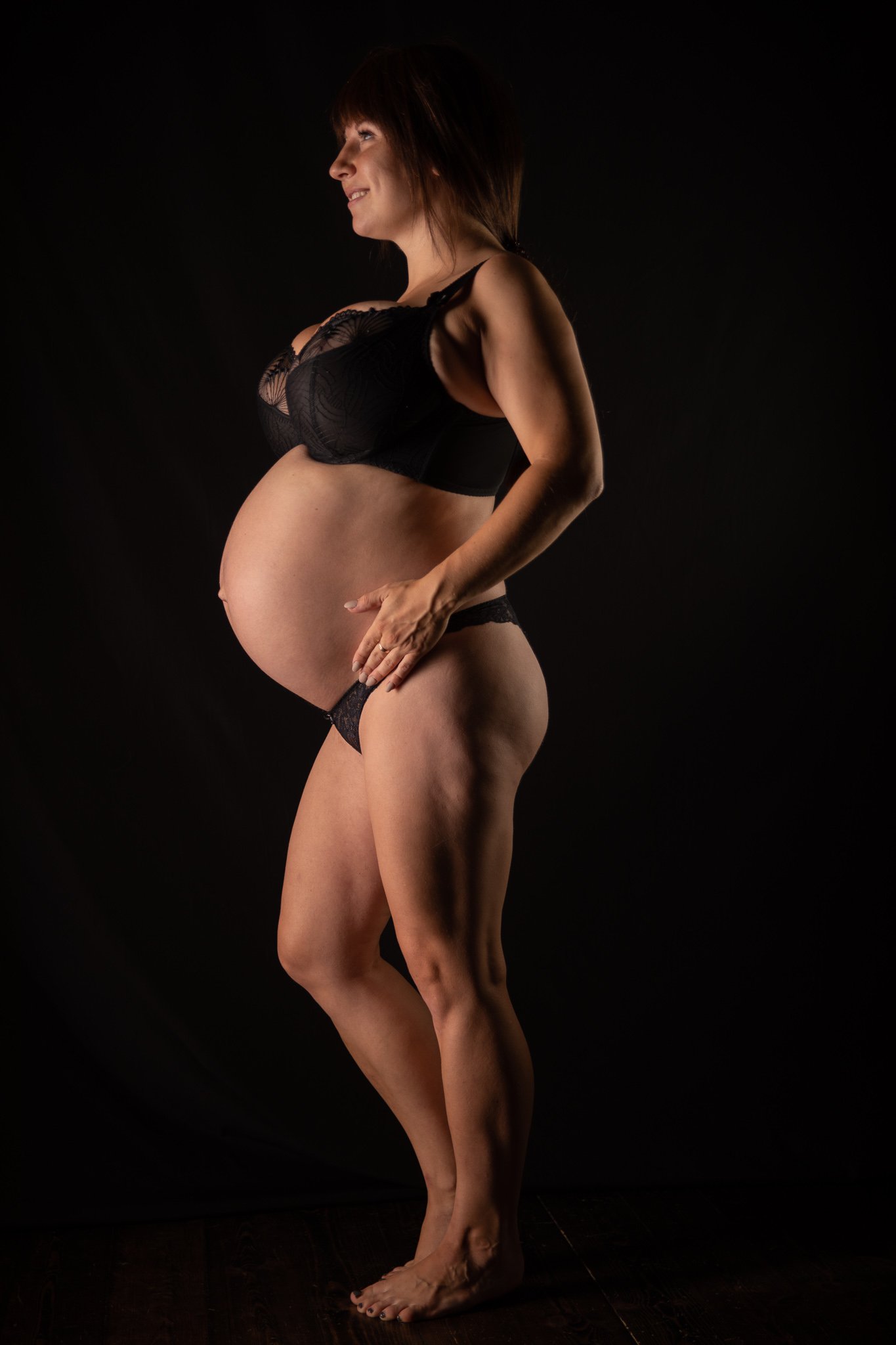 TW Pornstars - Samanta Lily🌻 OF. Twitter. I will never get tired of  watching my old preggo pictures. 5:20 PM - 30 Apr 2022