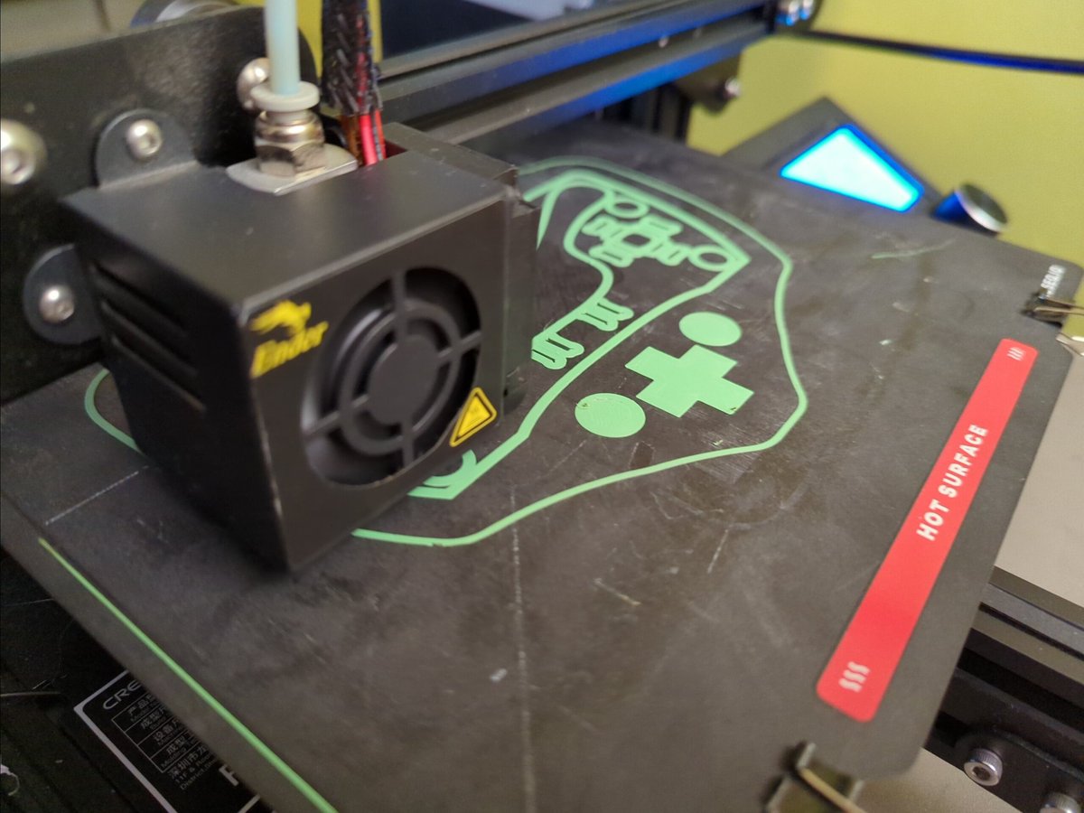 Technivorous's tweet image. Any guesses what I&apos;m #3Dprinting ? #firstlayer