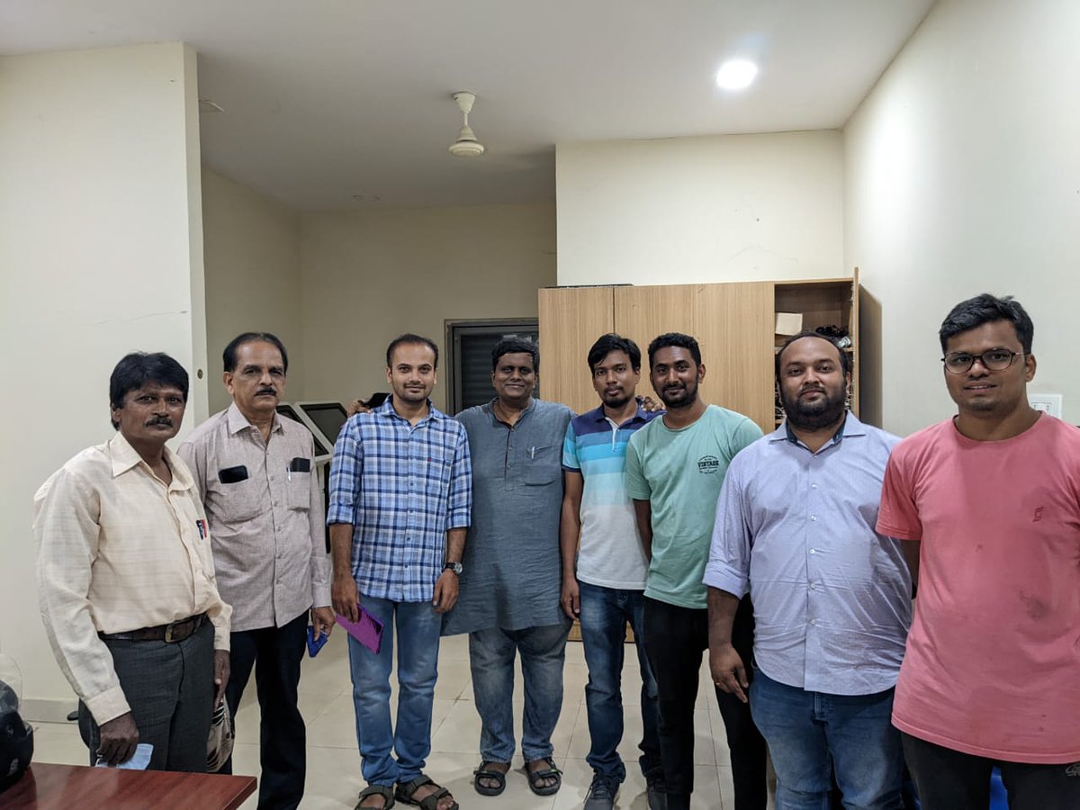 swamin400's tweet photo. Thanks to @smartcitytumkur @AshwinRaguraam &amp; Team for the opportunity 

Was so elated to see the interest from those who came &amp; always pleasure hearing Yogish sir 

Thanks from @Nolambaarjun , @PR_Sharma0219 and me https://t.co/nsTaOlm4c4