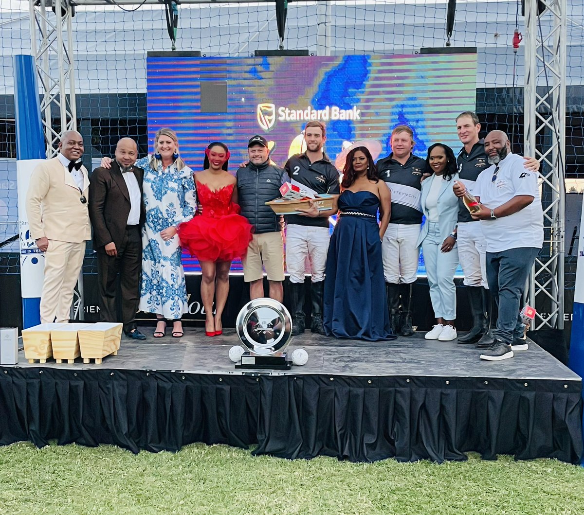 Raise your glasses to the winners of the 2022 @StandardBankZA @JoburgPolo After a close match, Steyn City team managed to pull ahead and win 12 - 8. Congratulations are in order for both teams on your display of skill ! #SteynCity #SBJPolointhePark #PoloInThePark