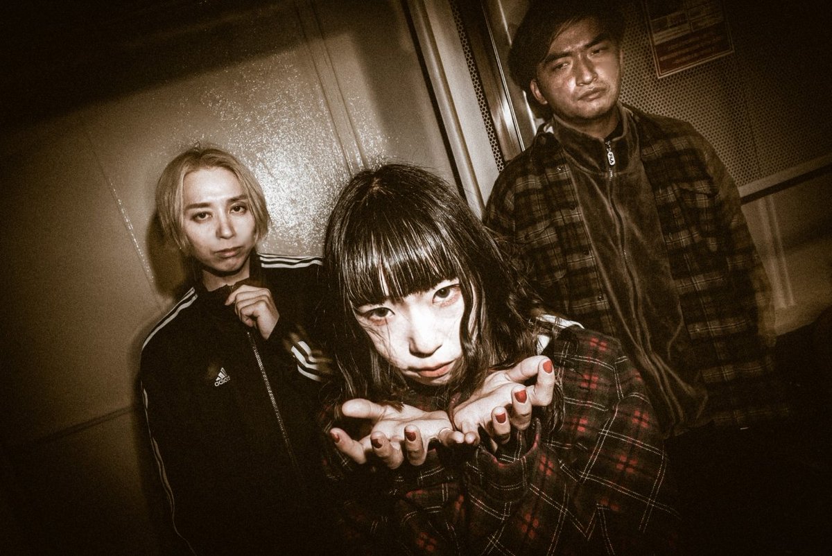 Nehannoinu's tweet photo. 2022-04-30 結成
涅槃の犬 -The Nehan Dogs-
 
2022-06-10
下北沢 ろくでもない夜にて. https://t.co/N2RjmbnggO