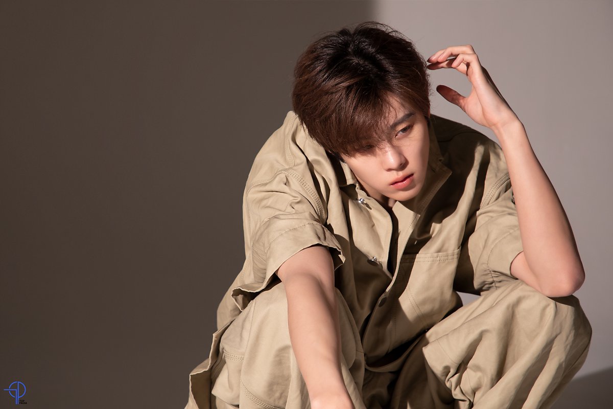 kwsbot's tweet photo. #김우석 #KIMWOOSEOK #WOOSEOK #ALLURE https://t.co/aKin1vbd0R