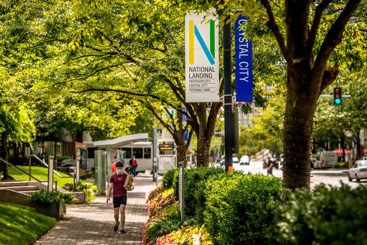 Today is Love Local Day in National Landing! 💛💙💚 Shop or dine at participating small businesses for exclusive discounts. 

More Info ➡️nationallanding.org/do/national-la…

#lovenationallanding