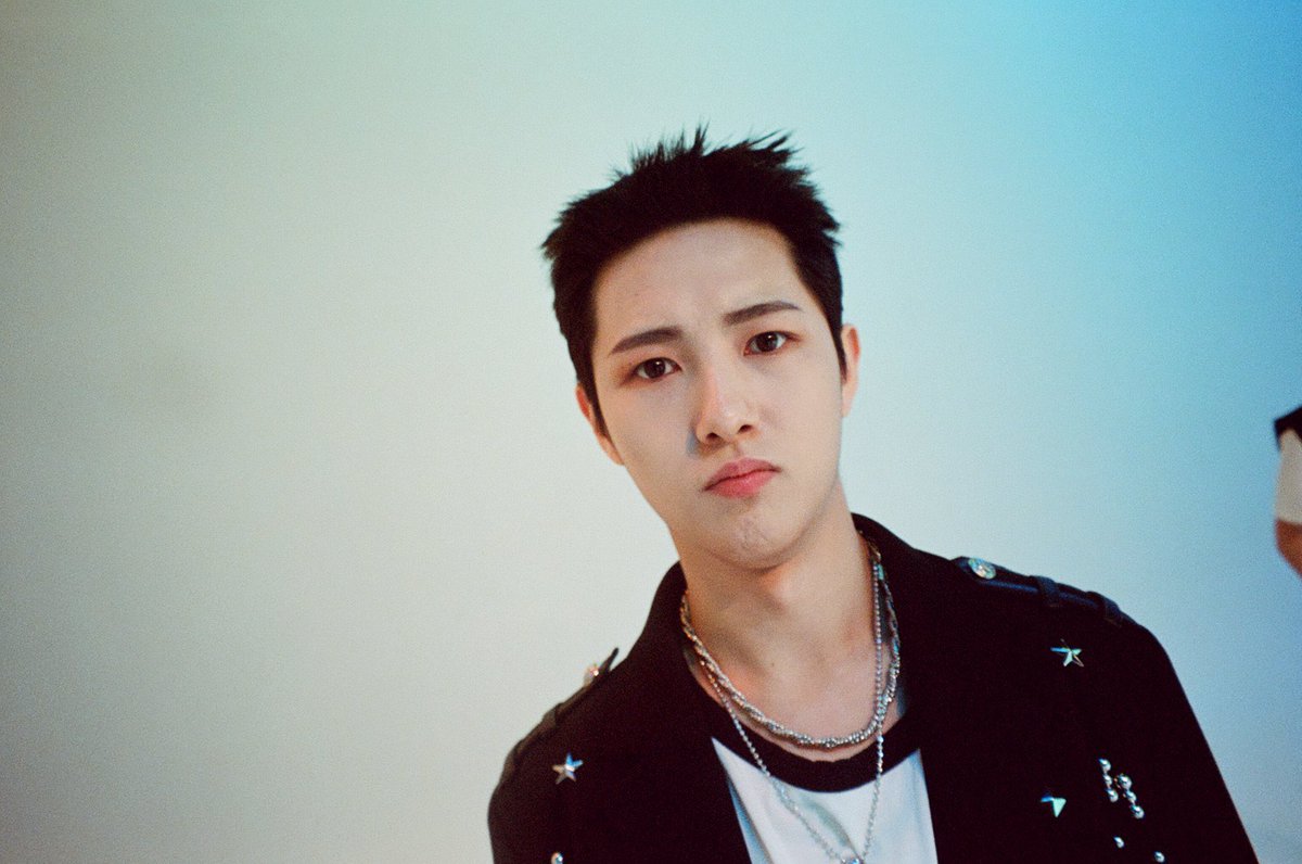 런쥔이 완죠니 밍맹숭맹 애기쟈나 !!!!!!