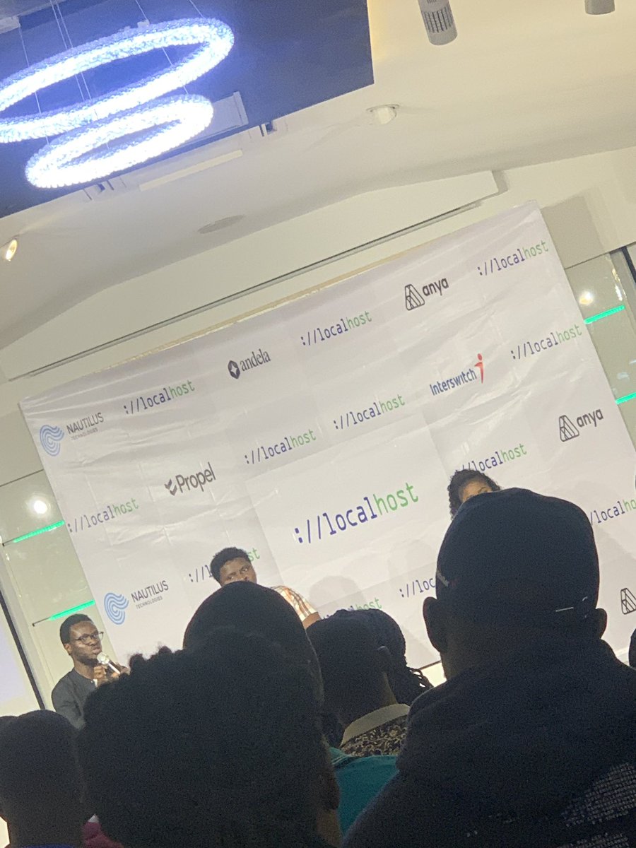 ola_yimika_'s tweet photo. Live🚀

#localhostmeetup https://t.co/Q2ipBfyacz
