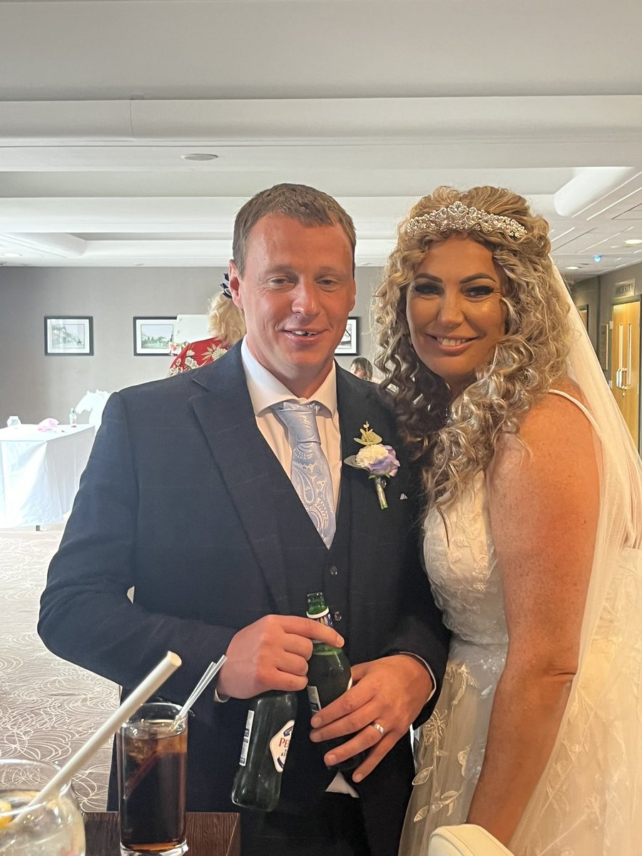 Gary Roberts tweet media