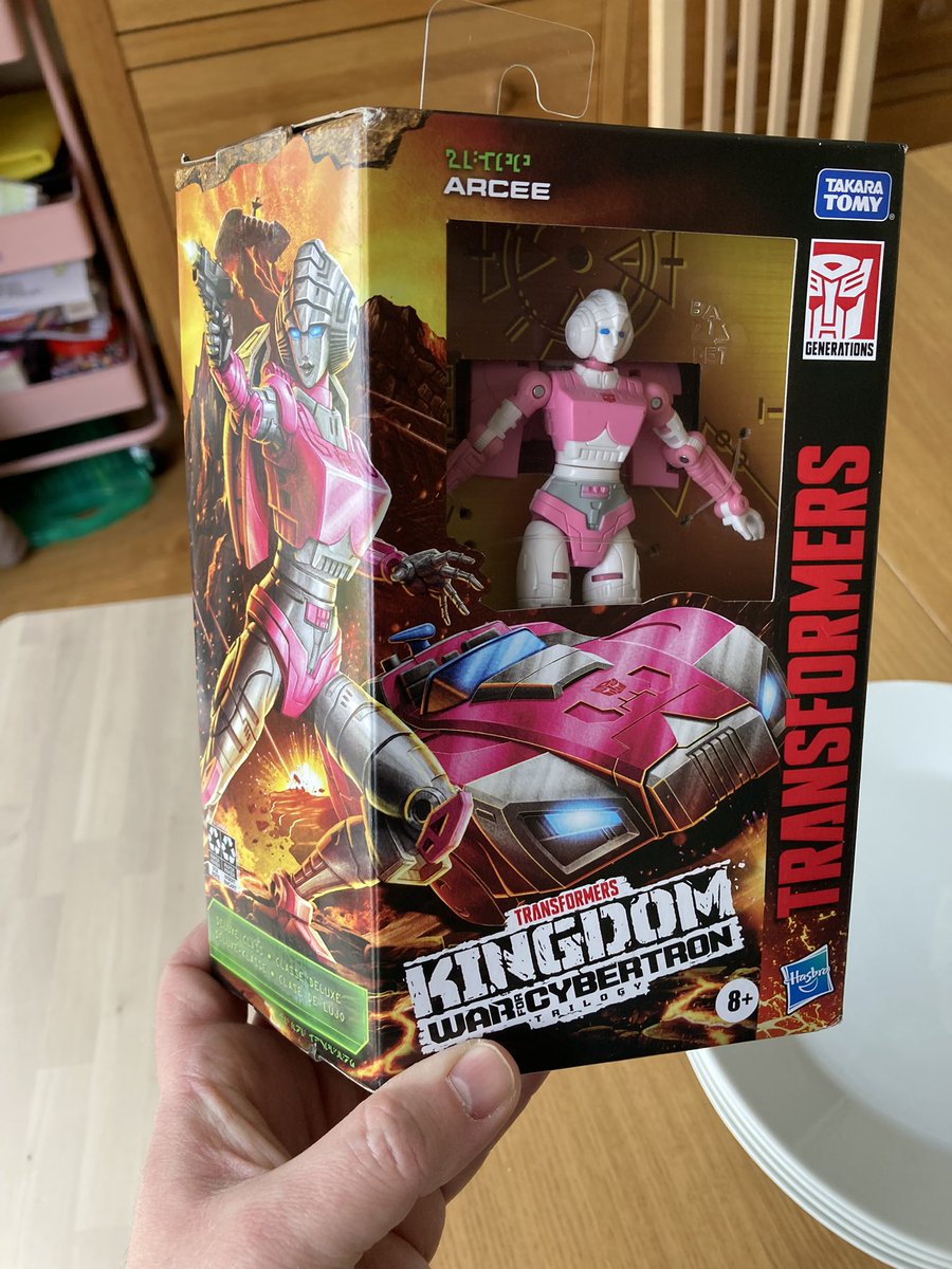 Normally I buy Transformers for my son but this was too good to pass up for a tenner for my little girl. She loves Arcee and most importantly ‘it’s my favourite colour: pink!’ According to her 😁