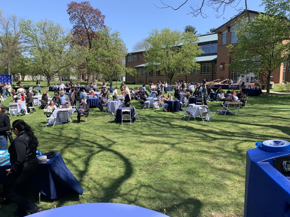 Great weather for our Class of 2022 Senior Class Toast. Congratulations to our entire graduating class as well as the 2021 Young Alumni Achievement Award recipient, Eric Tompkins. Thanks SGA President Cameron Craig for a great year!