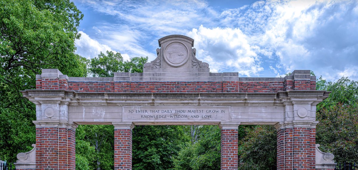 I’m so grateful for the <a href="/OHIOPattonCOE/">Patton College of Education</a>  #OHIOgrad2022 thank you for helping me grow in knowledge, wisdom, and love.
