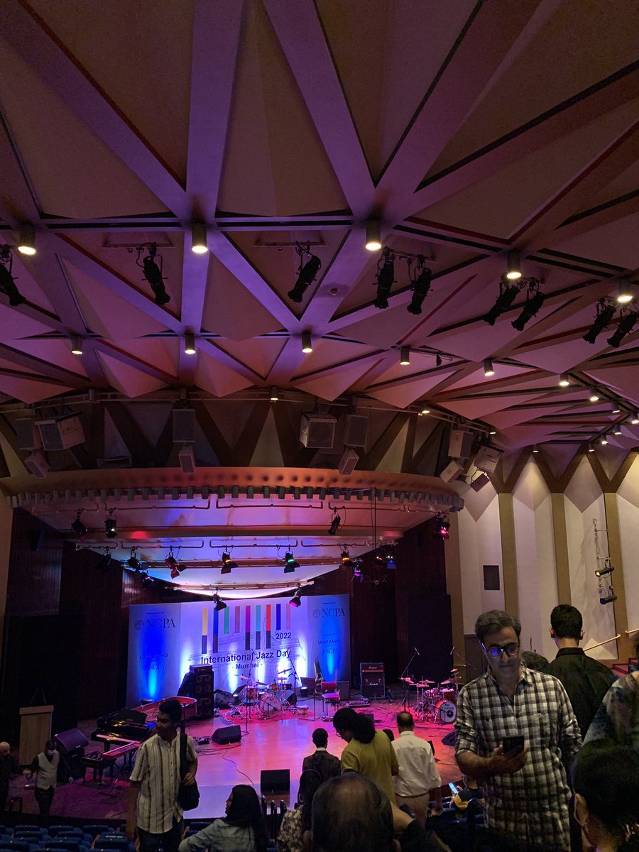 Finally seated at 6:50 pm  <a href="/NCPAMumbai/">NCPA Mumbai</a> when will the 6:30 pm show start?