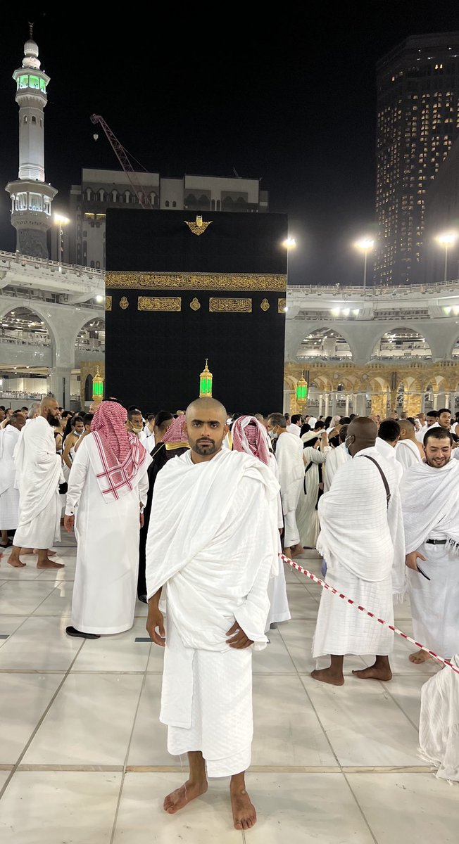 Blessed to be at the doorsteps of the first house of Allah SWT. 🕋

Meri khush qismati dekho k mehmaane Haram Tha’ira 🙏

#Umrah #RamadanMubarak