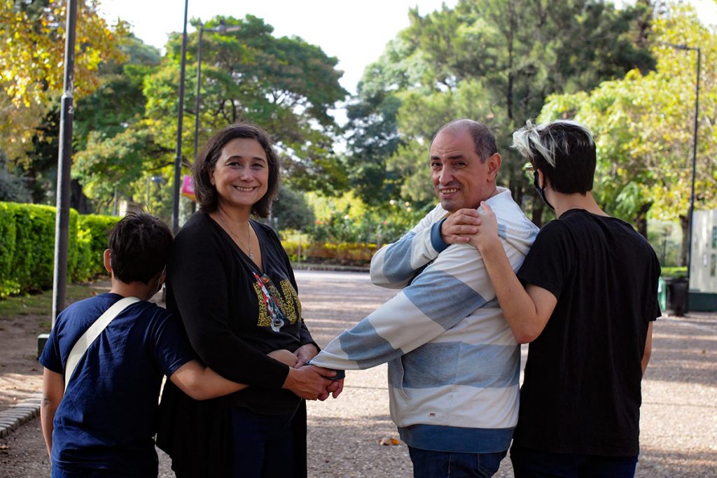 Adopción sin edades: las experiencias e historias familias que derriban mitos.

✍ <a href="/lucianamagali/">Luciana Rosende</a> | bit.ly/3vVxNPQ