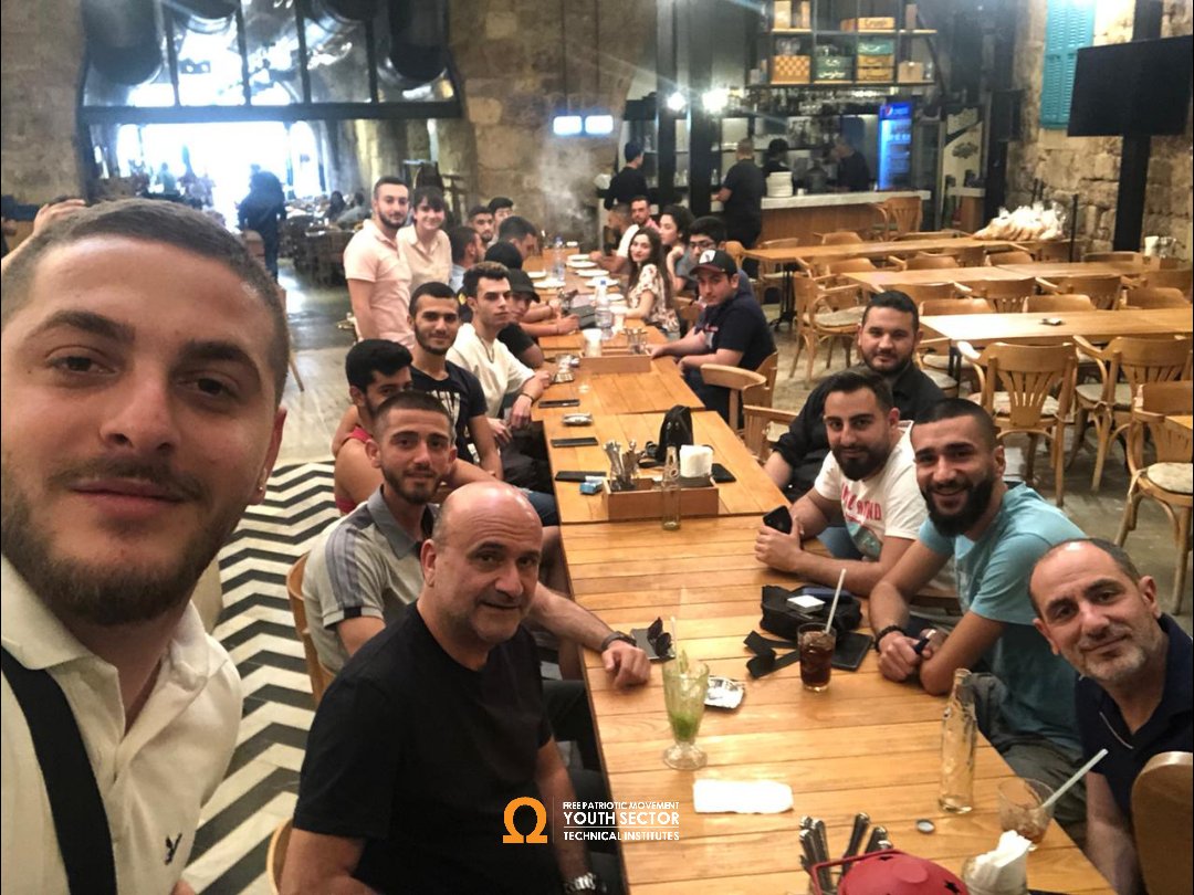 Fpmytechnical's tweet photo. لقاء في مهنية جبيل - كسروان
كنا ورح نبقى....
#fpmy_technical
@fpm_youth https://t.co/UgfauZx5nB