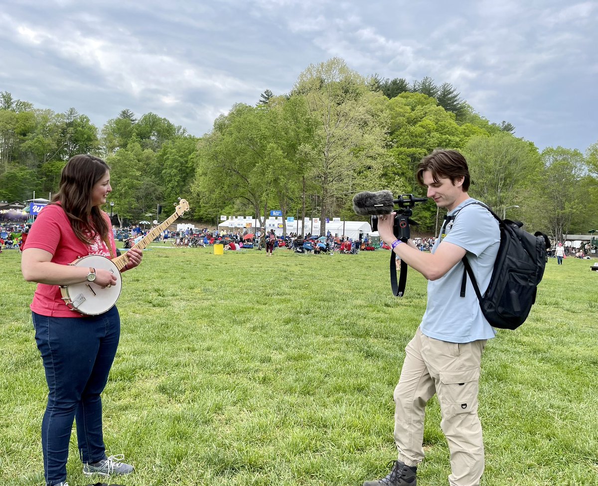 emlybrthomas's tweet photo. Introduced @rob3rtk to @madbridges. Madison was highlighted in our @MerleFest coverage last year. https://t.co/B4QBhwaMxY