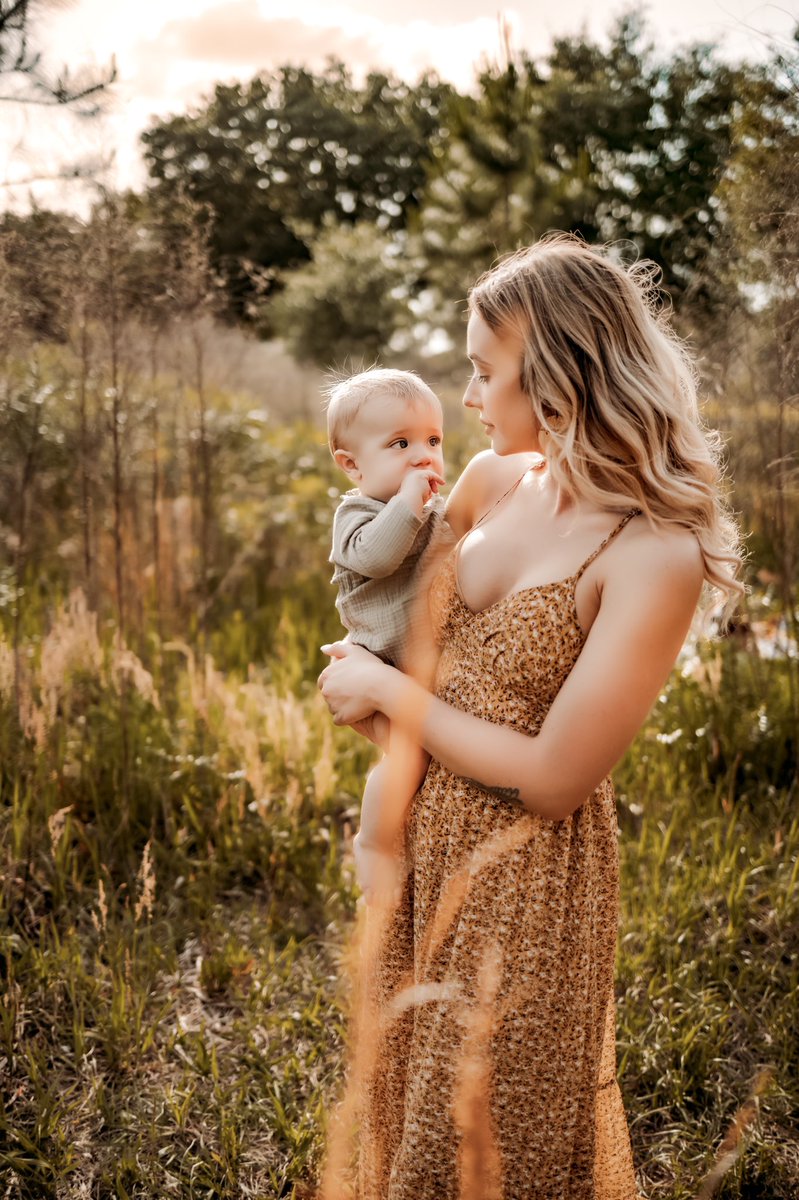 annamarieeeb's tweet photo. I haven’t been on here in a bit… 
Mama and Liam update 🤍 https://t.co/f2Kv1ryW4C