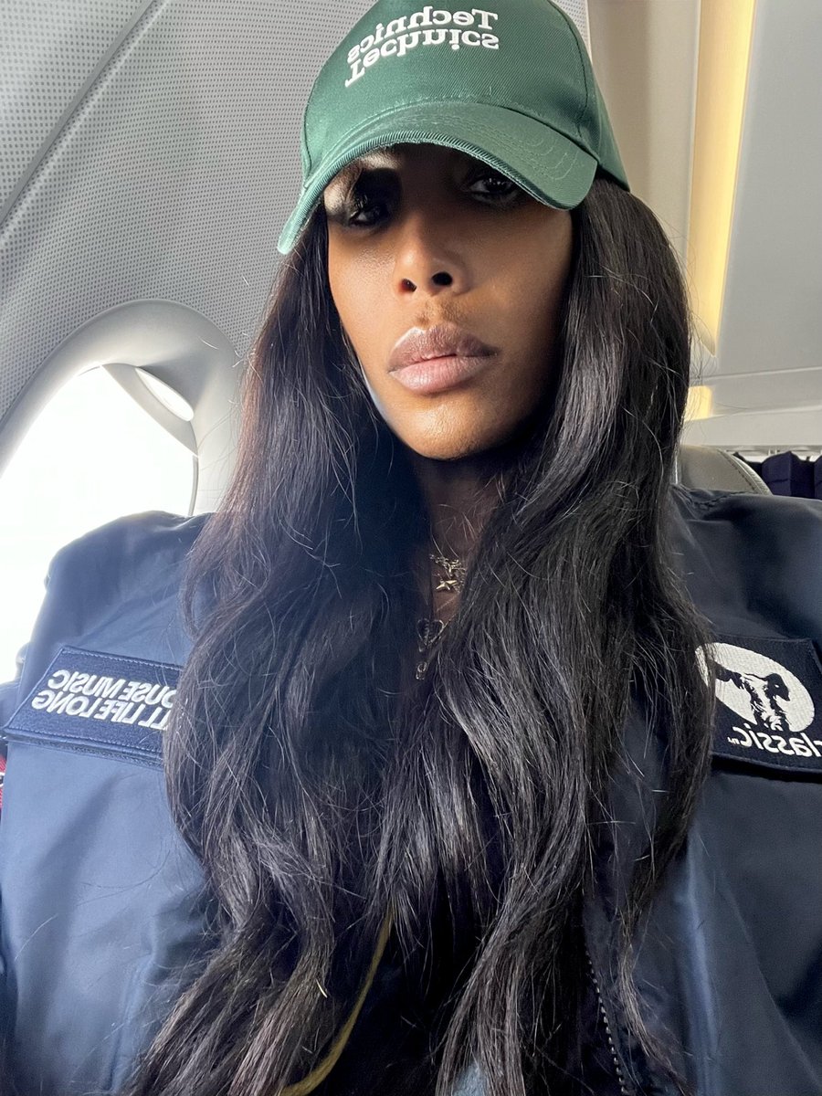 HONEYDIJON's tweet image. Ibiza.