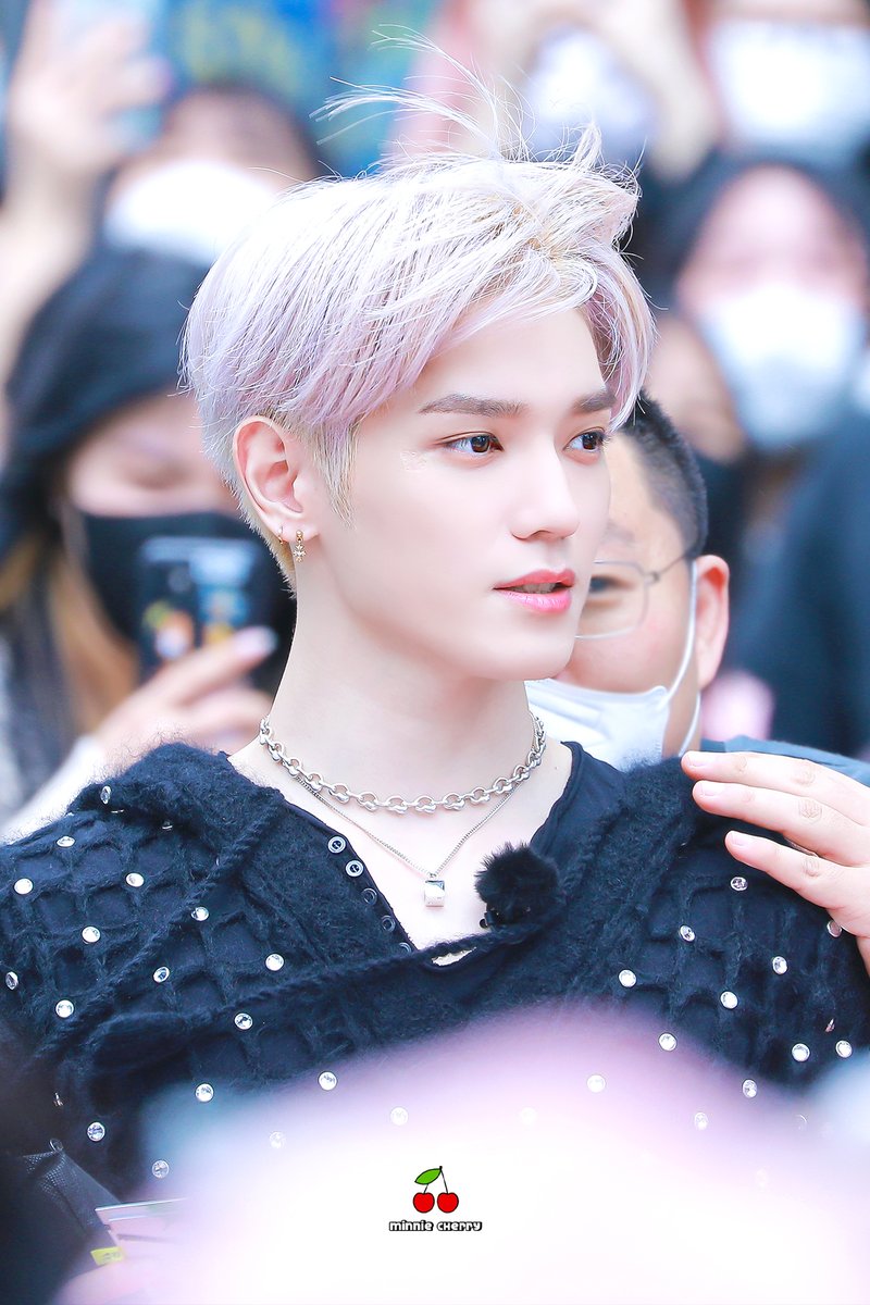 체리 tweet media