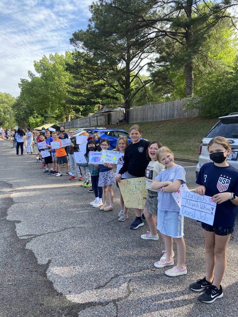 Ohhhhhh <a href="/gmsdk12/">Germantown MSD</a>, this tradition is beyond-words incredible!!!! Return to your elem school as a senior where the  kiddos cheer as you walk the halls. Then cry so much talking to your Kinder teacher you feel like Rose saying goodbye to Jack. Once a penguin, always a penguin 🖤🐧🖤