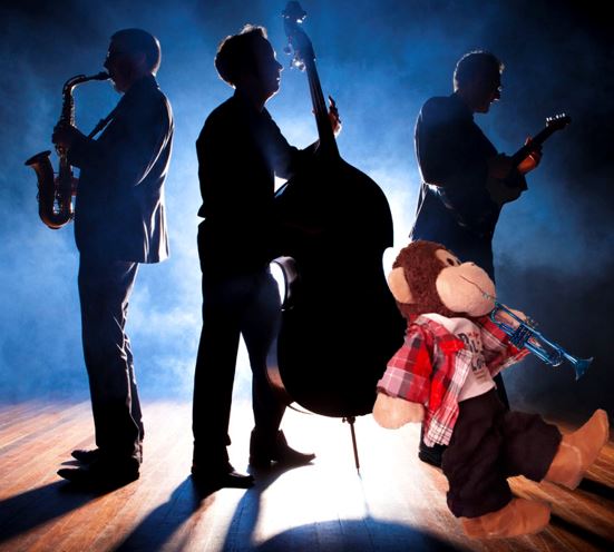 blueshamilton's tweet photo. Happy #InternationalJazzDay - Concert Videos from the Hamilton Public Library ft Michael Maguire, Spencer Mackenzie &amp; Friends, Angela Nethersole: https://t.co/PzuKA6yZ2c #hblvids #HamOnt #HamOntMusic #OntMusic #OntJazz @HamiltonLibrary @smackenziemusic https://t.co/m0osktqWm5