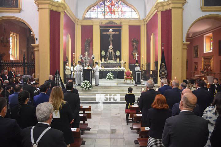 275 ANIVERSARIO FUNDACIONAL DE LA HERMANDAD DE LA SOLEDAD.

En la mañana de hoy, nuestro hermano mayor ha estado presente en la Solemne Función de apertura del 275 Aniversario Fundacional de la Hermandad de la Soledad.
