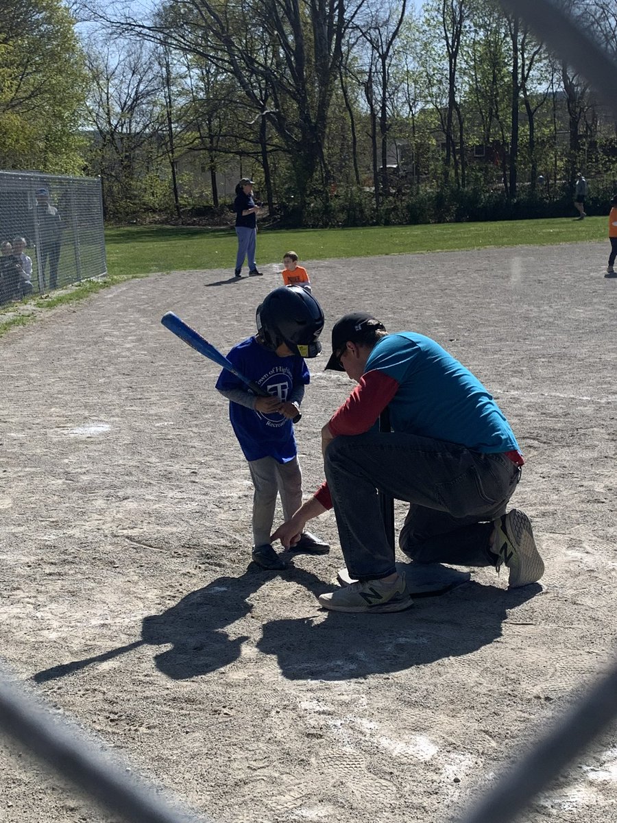 coachsearight's tweet photo. We do it all T-Ball ⚾️. Major League Team we have a Stud Chandler Searight he is available DM his Grandpa we can talk. #1pick #showmethe$$ https://t.co/9Lu1zjDvwi