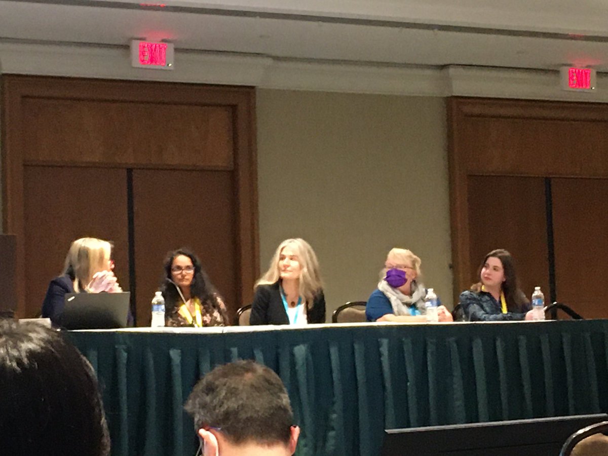 RebekahHuberPhD's tweet photo. Fantastic symposium yesterday @SOBP chaired by Hilary Blumberg on Developmental neuroimaging in mood disorders with @BarchDbarch @MaryPhillips23 @doctorhopemd @DanielleG_Neuro  
Thanks for the great talk! https://t.co/gVVjnbIwAO