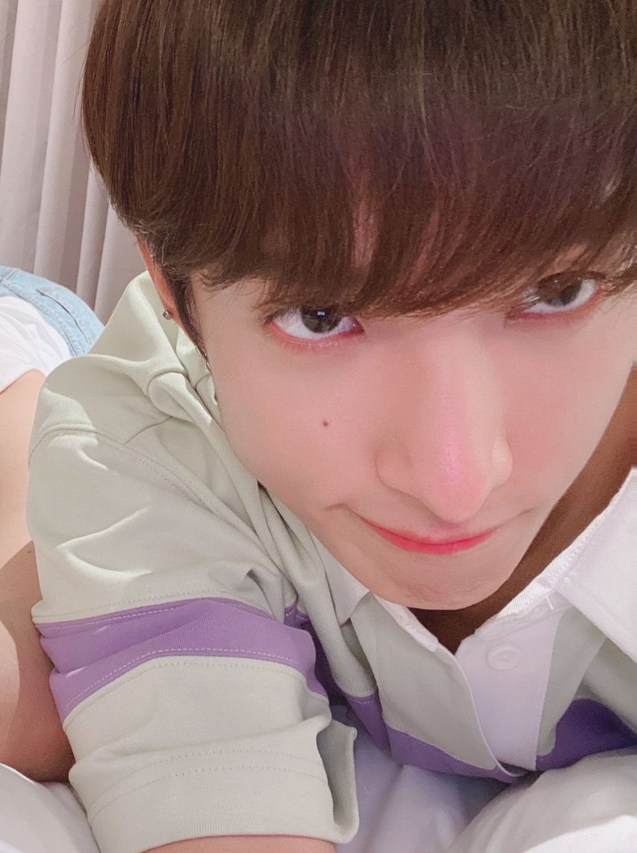 thinking about dokyeom tweet media