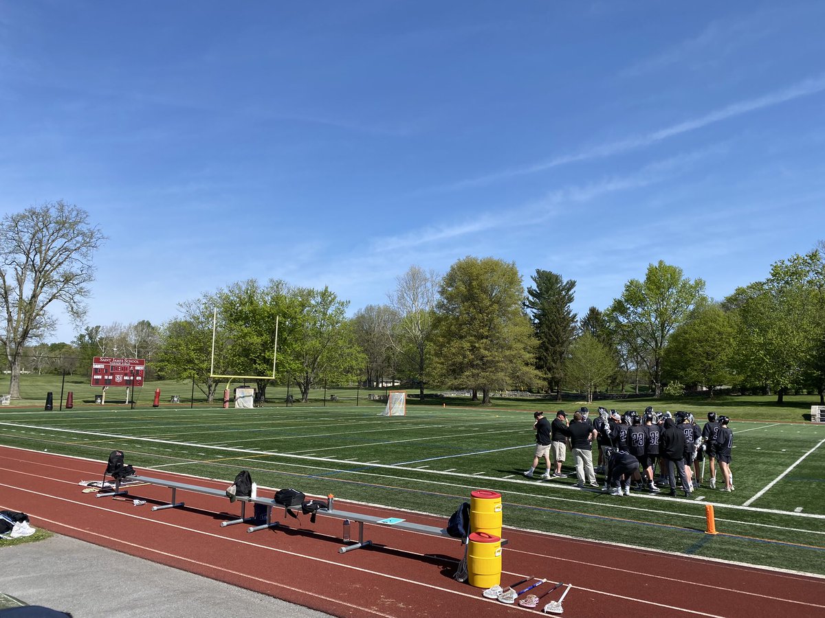 MsCorridon's tweet image. It’s a beautiful morning for some lacrosse! #GoBears #BearPride