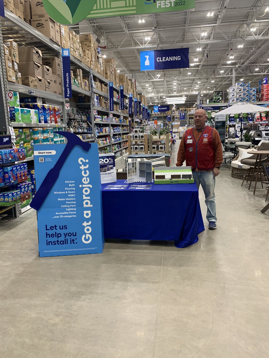 New ASM John driving leads and details on a beautiful Saturday at #2614 Warren PA. Stop down and get a free detail on one of our many install categories!  <a href="/SSAKelsey2614/">Kelsey Raines</a> @AlexStempovschi <a href="/HR_KristenS/">Kristen Stumpf</a> <a href="/charlesatlowes/">charlesatlowes</a> @AprilCaseyASM @SASMDexter