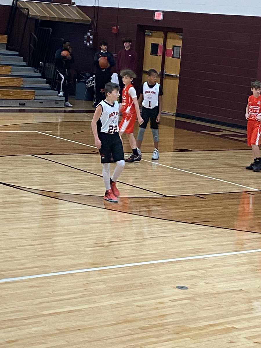 MP_BoysHoops's tweet photo. Madison-Plains 5th grader Carter Pollock playing today with @hiddengemsbball #MPbasketball #BurnTheBOATS 🦅🏀🔥 https://t.co/hjjnhIaizM