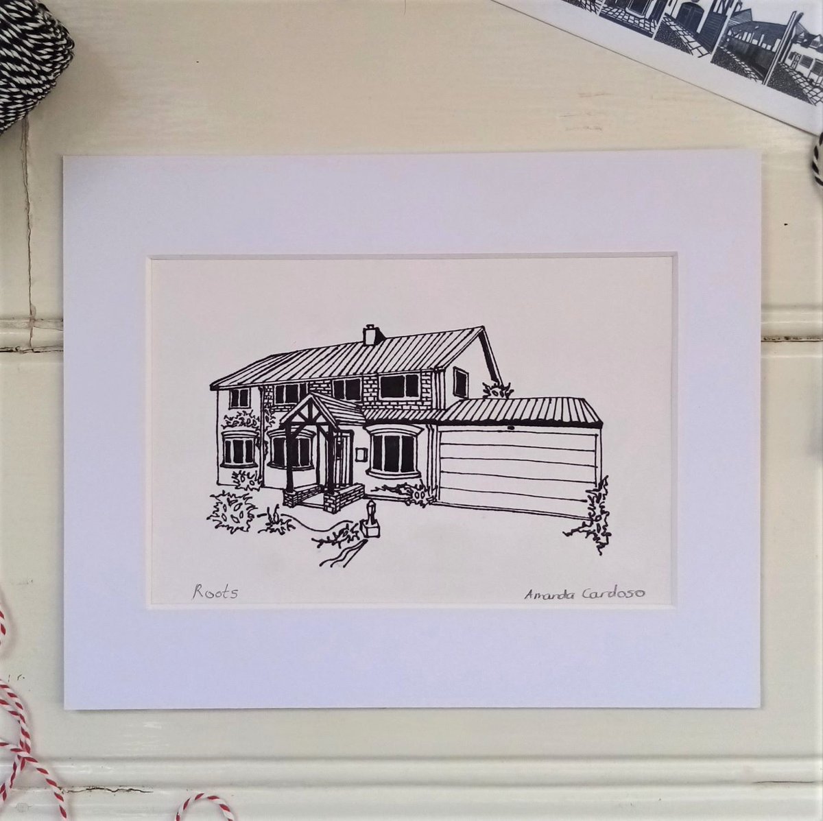 APrintmaker's tweet image. Pen and Ink house portrait - this style really suited the property. I used HoSho paper whch gave a nice effect with the ink. 
#houseportrait #penandink #sussexartist #artontwitter #houseart #ukprintmaker #artistsontwitter #ukartist #blackandwhite