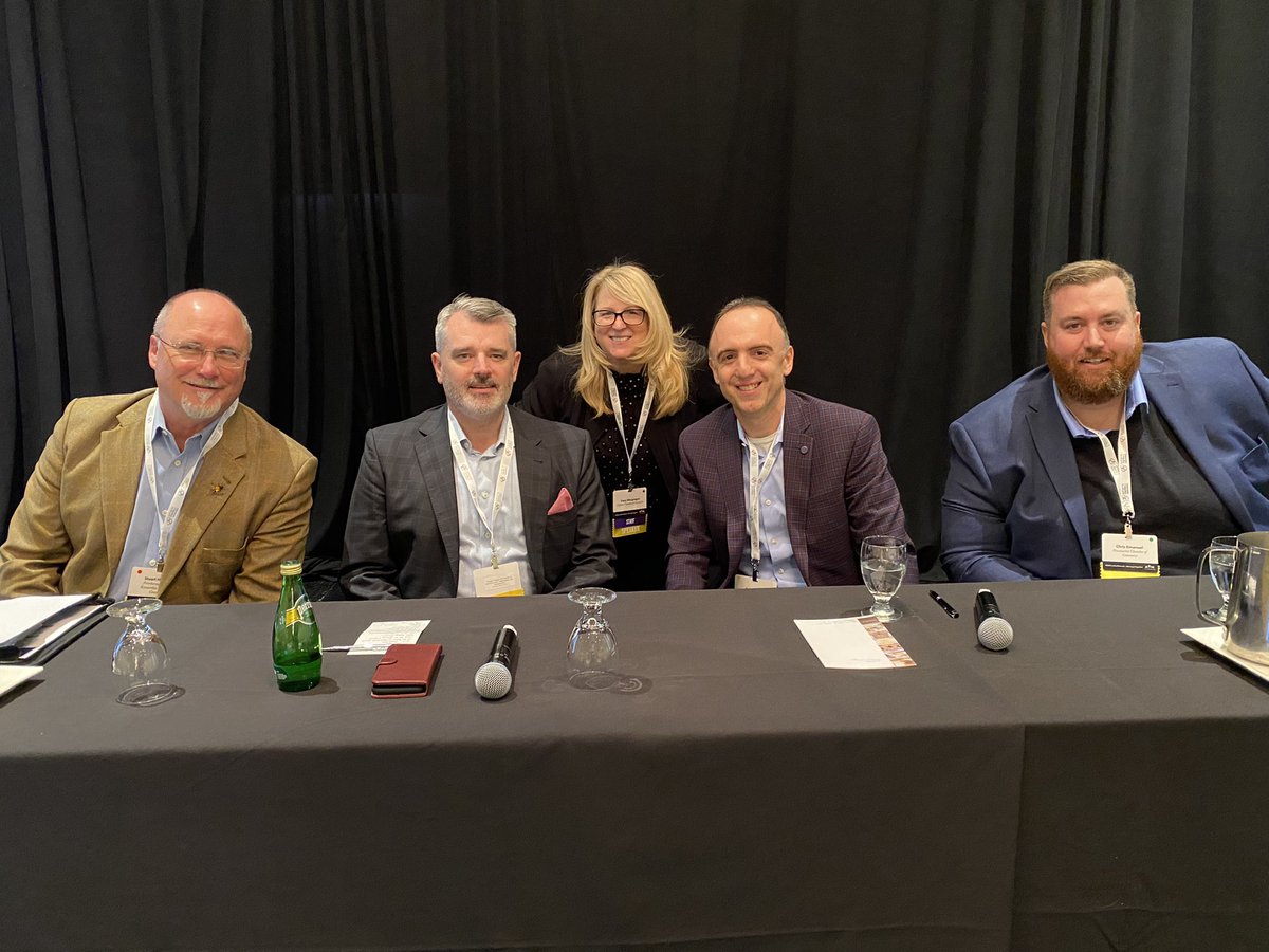 Sharing the stage with some incredibly impressive #OntarioChamberNetwork colleagues at <a href="/OntarioCofC/">Ontario Chamber</a> AGM/convention. Our focus was the benefit of shared resources, collaborations &amp; amalgamations. #StrongerTogether