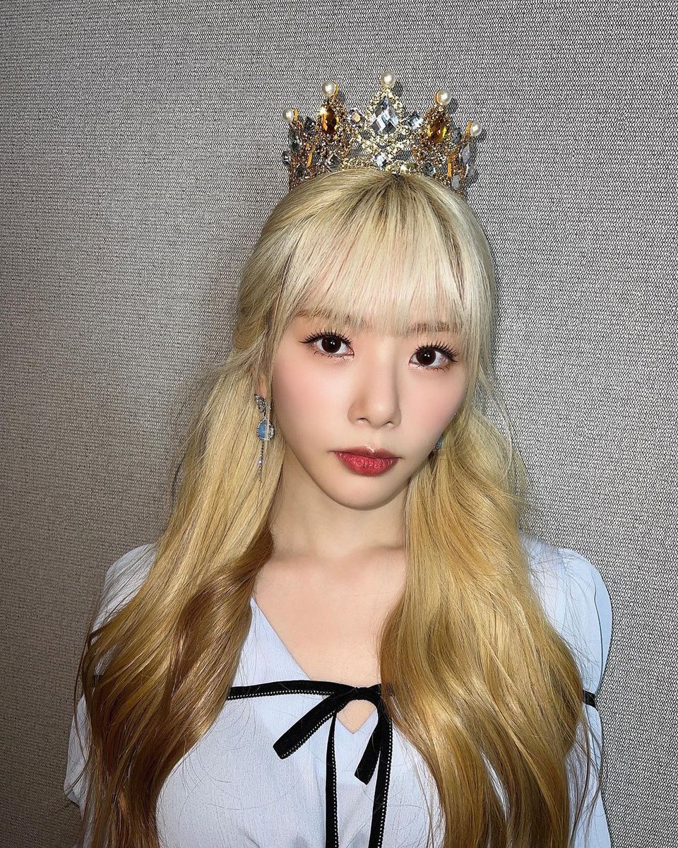7_DREAMERS's tweet photo. 220430 #JiU minjiu__u Instagram Update

Rawr🐰👑

🔗 https://t.co/HaXssPN42e

#지유 #드림캐쳐 #Dreamcatcher

Transl. 7-Dreamers HojuneTL
Please don't take without credit https://t.co/LDkV1XDiBX
