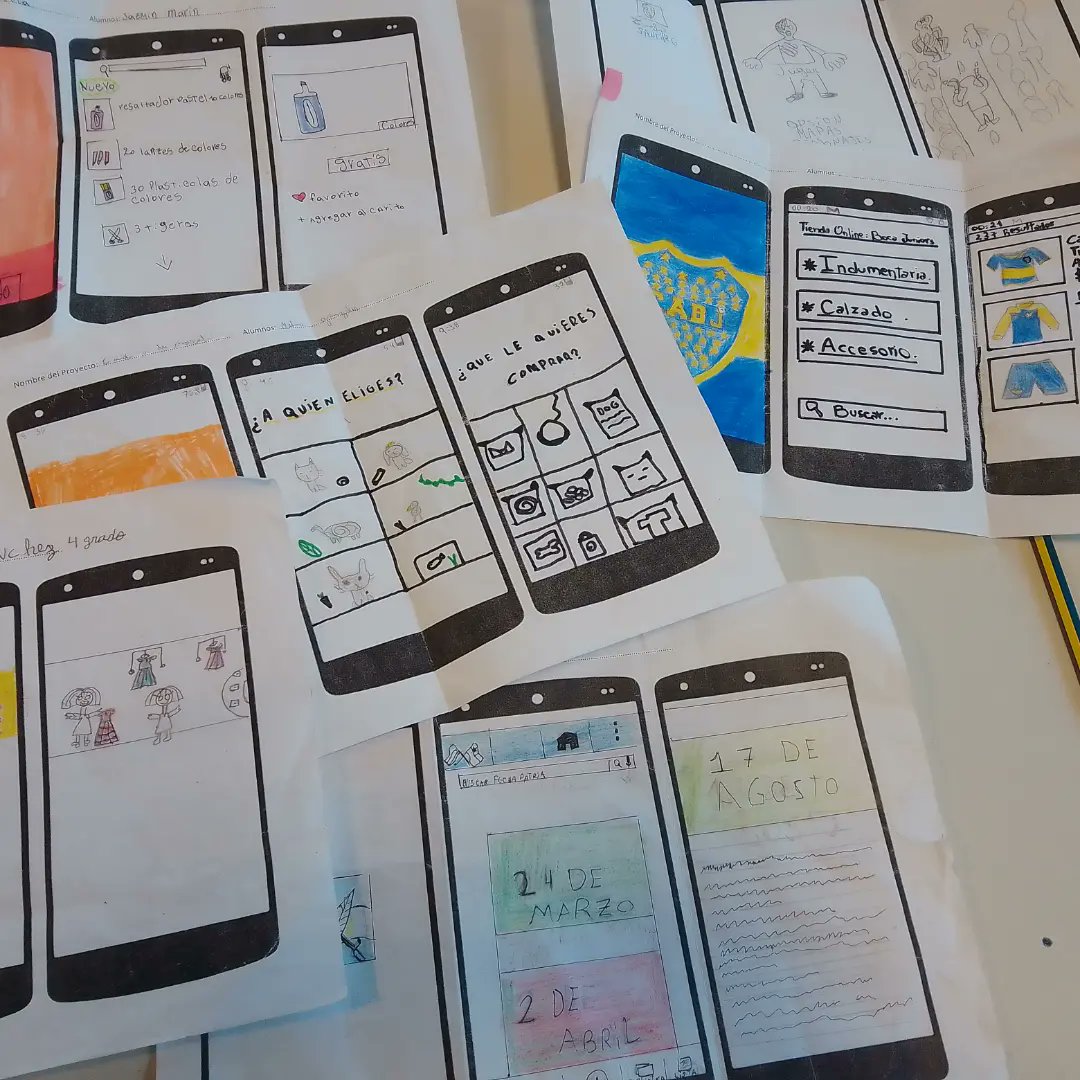 Empezamos a soñar nuestra app haciendo prototipado con el alumnado del Colegio Mano Amiga. #prototipo