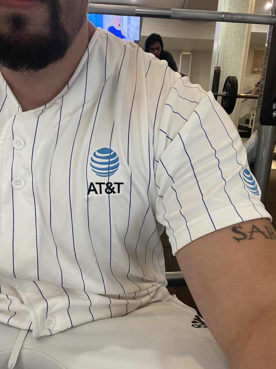 tonymobility's tweet photo. Love the jersey thank you @ATT  Mid-Market, I am ready for may full of upside wins https://t.co/Gz3eWSDLIX