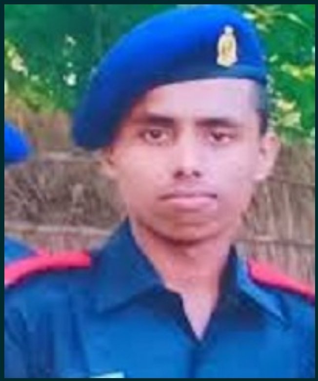 #VeerBihari #KarmHiDharm #BajrangBaliKiJai #BirsaMundaKiJai 
Nk Deepak Kumar Singh VrC (P) made the Supreme sacrifice during Operation Snow Leopard while deployed with 16 Bihar.

His wife #VeerNari Rekha has joined #OTAChennai for precomissioing training.

#JaiHind