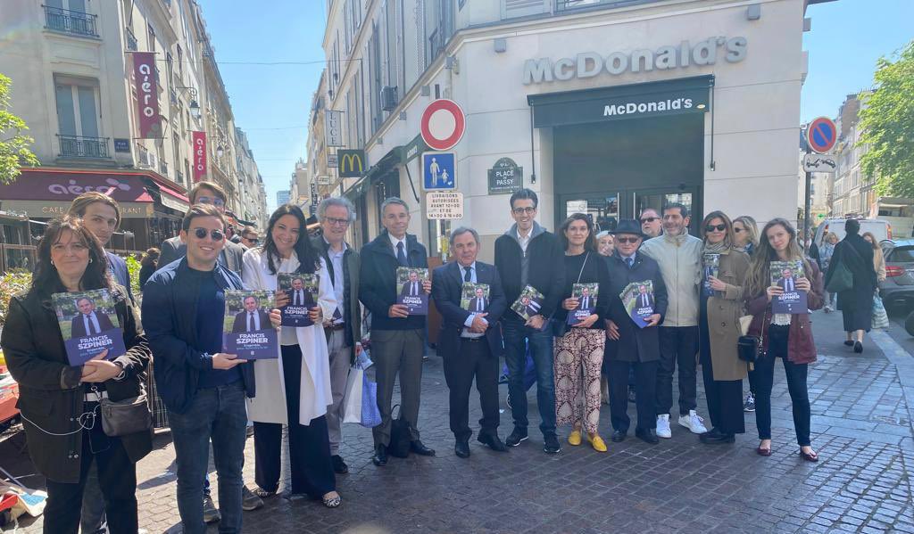 AvecSzpiner's tweet photo. Début de campagne dans la 14ème circonscription de Paris pour la victoire de @fszpiner #Muette #Auteuil #PortedeStCloud https://t.co/8tjr0m08Hy