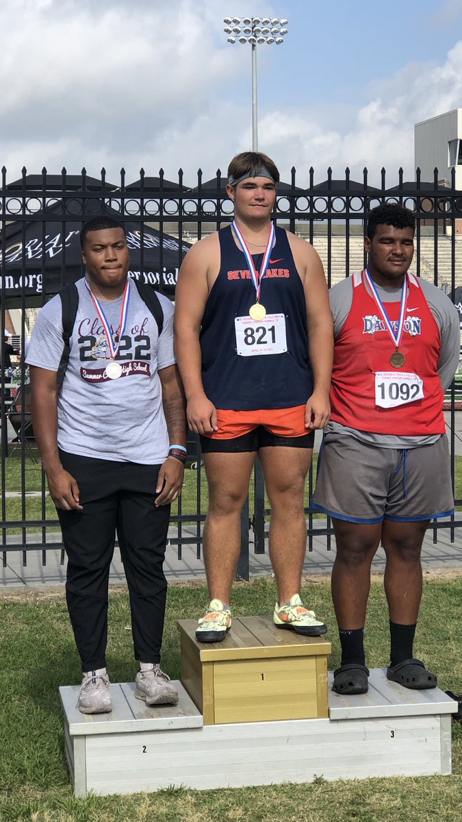 Matthew Rueff 63’11”to win Region 3 6A Shot Put. Great job Matthew! <a href="/SpartanTrack_XC/">Seven Lakes XC/TF</a> <a href="/AuburnThrows/">AuburnThrows</a>
