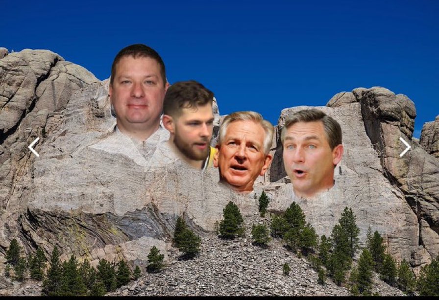 user19401953191's tweet photo. Congrats Hunter Dickinson on your spot on the Mount Rushmore of Tech hate! 🤡 https://t.co/zLSBX4dOT3