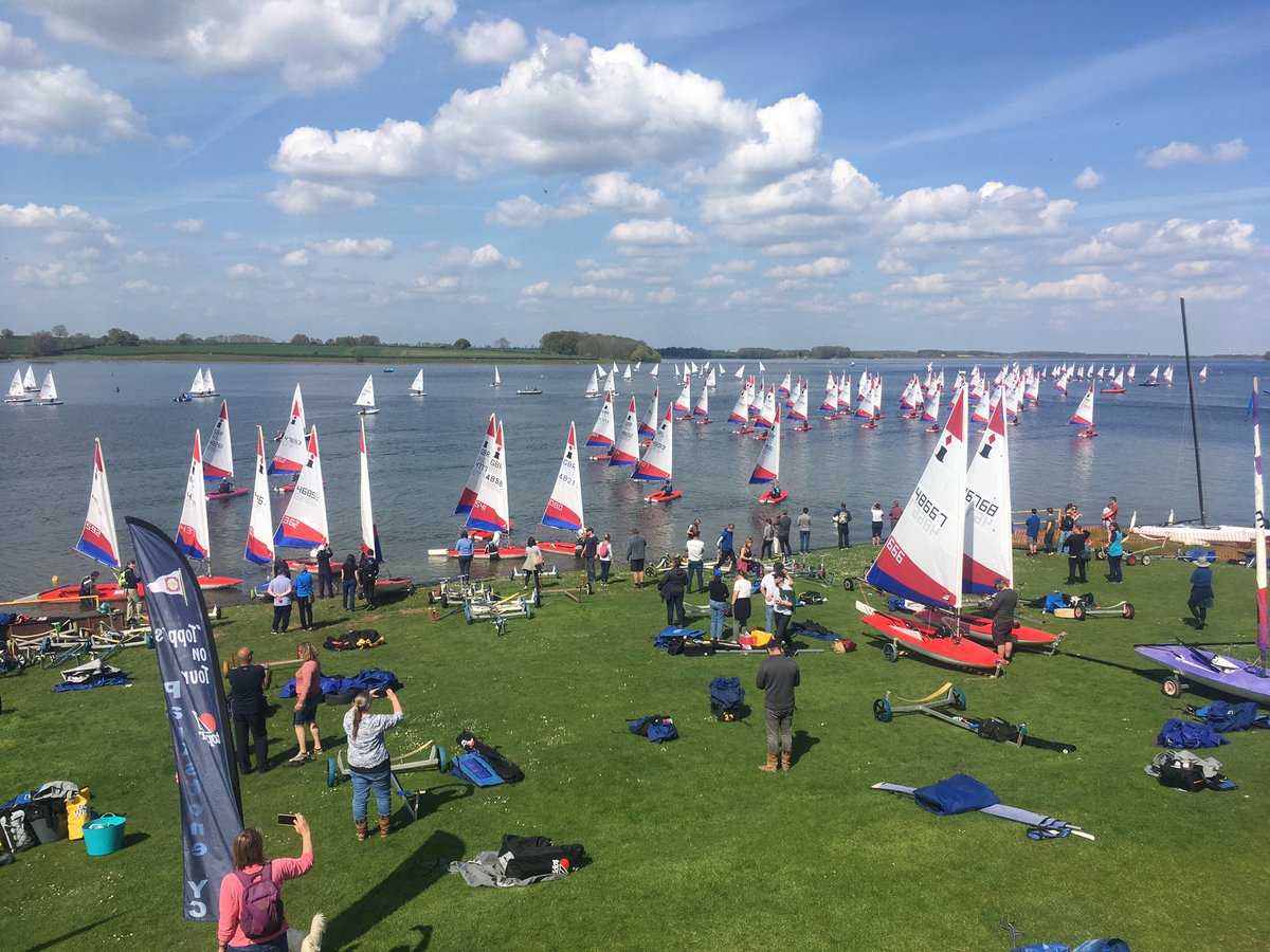 Racing in progress <a href="/RutlandSailing/">Rutland Sailing Club</a> <a href="/RYAYouthSailing/">British Youth Sailing</a> #ET championships.